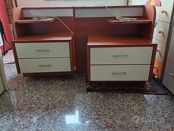 Comodini con luce incorporata