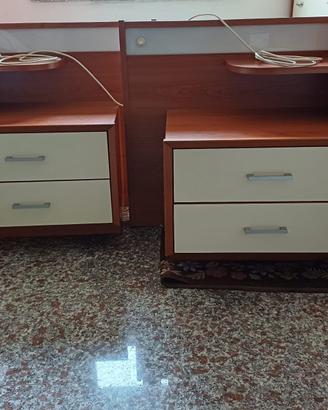Comodini con luce incorporata