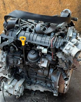 Motore e cambio 1.7 diesel d4fd
