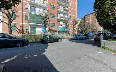 TRILOCALE CON CUCINA ABITABILE BOX E CANTINA