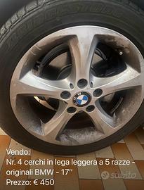 4 cerchi in lega leggera a 5 razze, BMW 17''