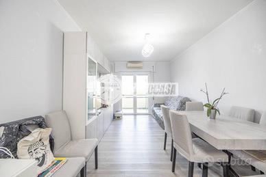 TRILOCALE PIANO ALTO DI RECENTE RISTRUTTURAZIONE