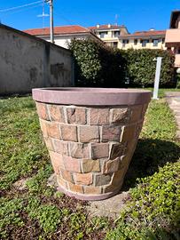 Vaso in ceramica da giardino