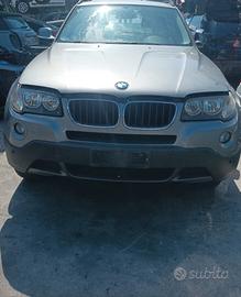 BMW X3 E83 2.0 D x-drive cod motore N47D20c per ri