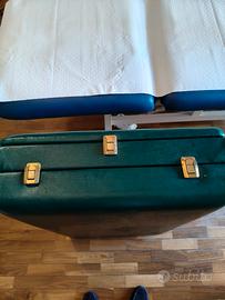 lettino da massaggi  portatile richiudibile 