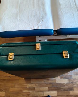lettino da massaggi  portatile richiudibile 