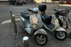 VESPA PIAGGIO LX 150 2010