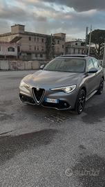 STELVIO IPERFULL TETTO - NO PERMUTE- Q4 210 CV