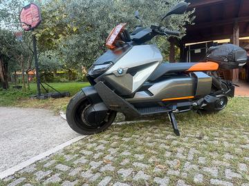 Bmw ce 04