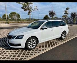 Skoda Octavia g-tec ambient dsg