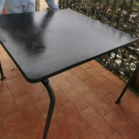 Tavolo da esterno con 2 sedie