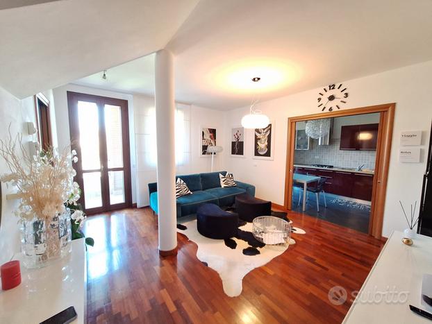 DUPLEX IN CITTA' GIARDINO CON GARAGE