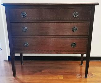 cassettiera in stile