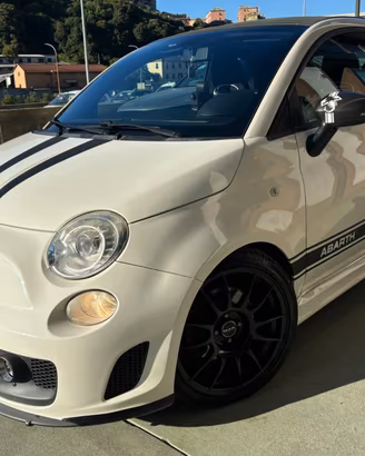 Abarth 500 C 1.4 Turbo T-Jet MTA
