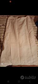 Gonna in lino