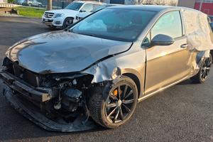 Volkswagen Golf 2.0 TDI 5p. Executive BlueMotion T