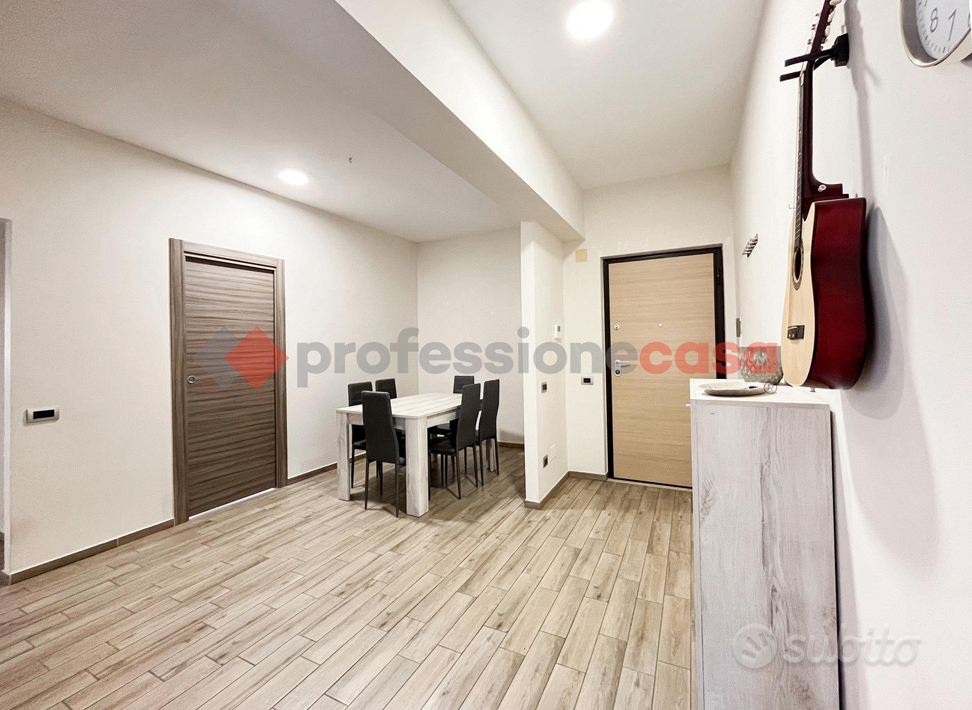 Apartment in Milazzo, Albero, Parco - Altro