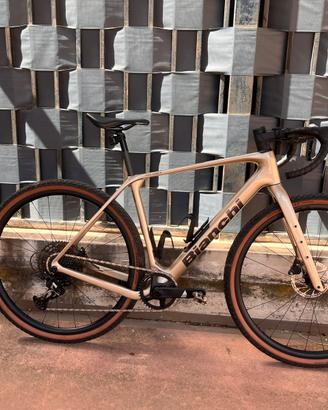 Bici gravel bianchi arcadex