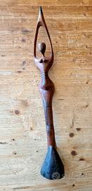 Statuetta africana in legno