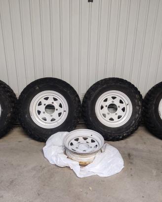 Gomme BFGMud KM3 255/70R16 + cerchi per Land Rover