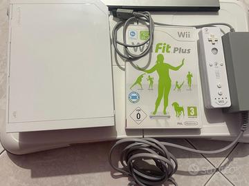 Nintendo Wii con giochi e accessori