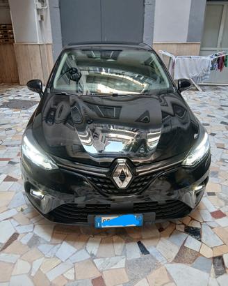 Renault clio 5 nera 1.5 diesel anno 2020 94000km 