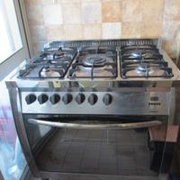 CUCINA LOFRA  BUILDING