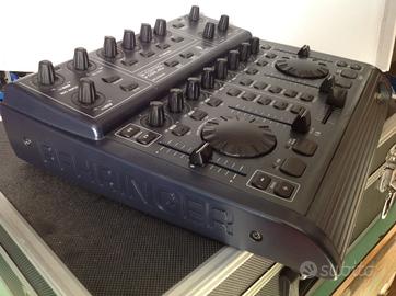 Beheringer BCD2000 dj mix