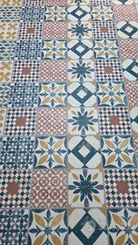 pavimento in PVC rigido nuovo