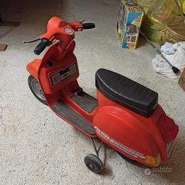 Vespa PX200 peg perego