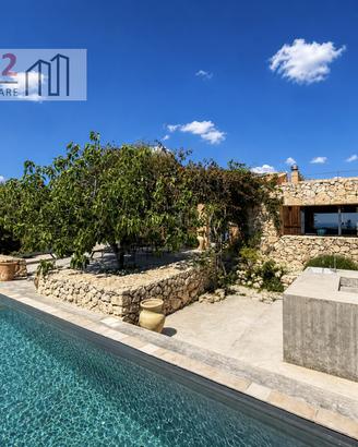 VILLA MODERNA con VISTA PANORAMICA sul MARE a NOTO