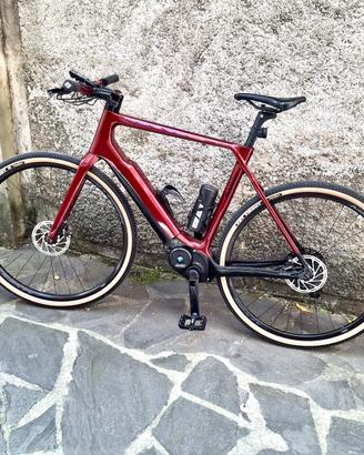 Basso Volta Carbon E-Bike + 2 Manubri - Chiavari