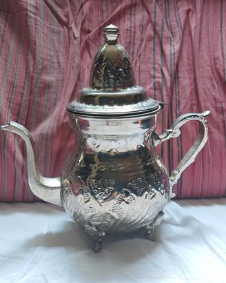 Teiera marocchina artigianale vintage in alpacca/B