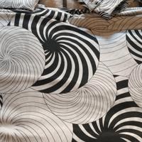 copripiumone bianco e nero 