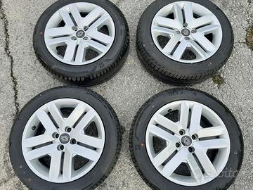 Cerchi, Copricerchi e Gomme da 16 Nuovi. 4 Fori