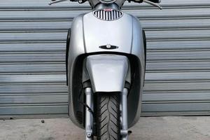Aprilia scarabeo 200 anno 2001 iscritto asi