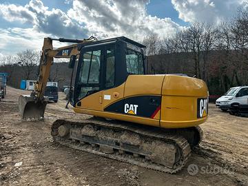 Escavatore caterpillar 312 cl