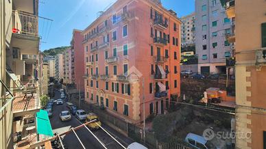 3 LOCALI A GENOVA
