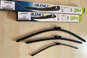 tergicristalli auto anteriori e posteriore