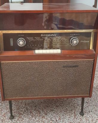 Radiofonografo Grundig vintage con giradischi 