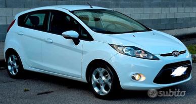 Cerchi  con gomme invernali Ford Fiesta 2012
