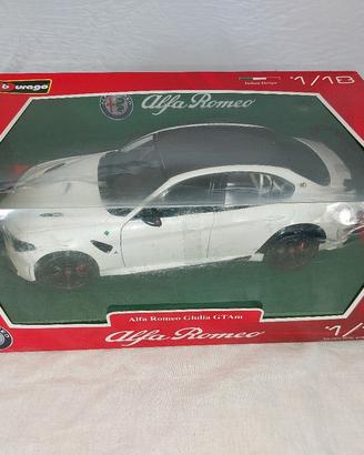 ALFA ROMEO GIULIA GTAM SCALA 1:18 