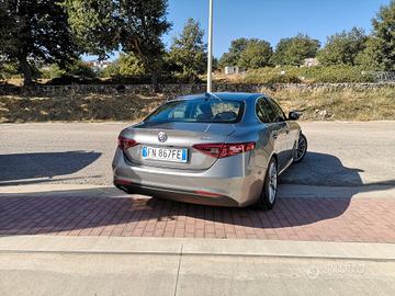 Alfa Romeo Giulia 2.2 Turbodiesel 150 CV AT8 Busin