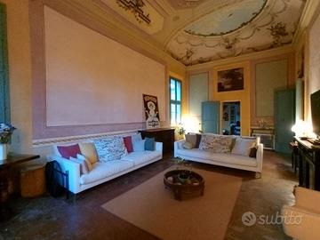 Divani design moderno pelle bianca