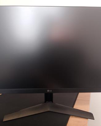 Monitor LG da Gaming Full HD da 24 pollici