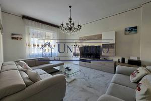 Appartamento di 91 m² con 2 locali a Voghera