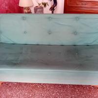 Divano letto e poltrona