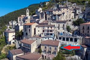 Palazzina indipendente utilizzabile per PUB o B&B