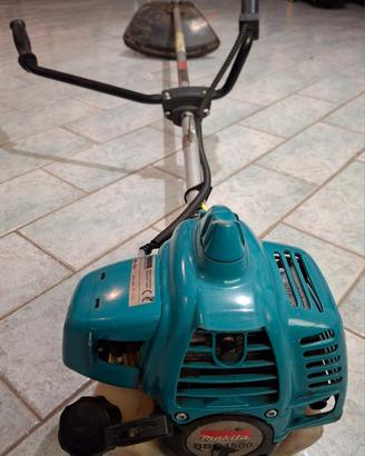 Decespugliatore Makita BBC4500