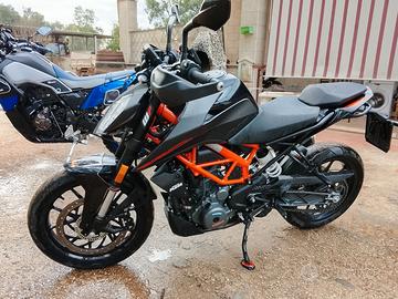 KTM Duke 390 versione camo